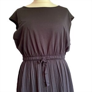 0190 Vertigo Cap Sleeve Black Party/Cocktail Dress Size L Nee